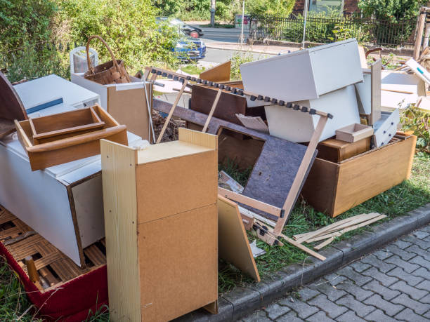 Best Property Management Cleanouts  in South Blooming Grove, NY